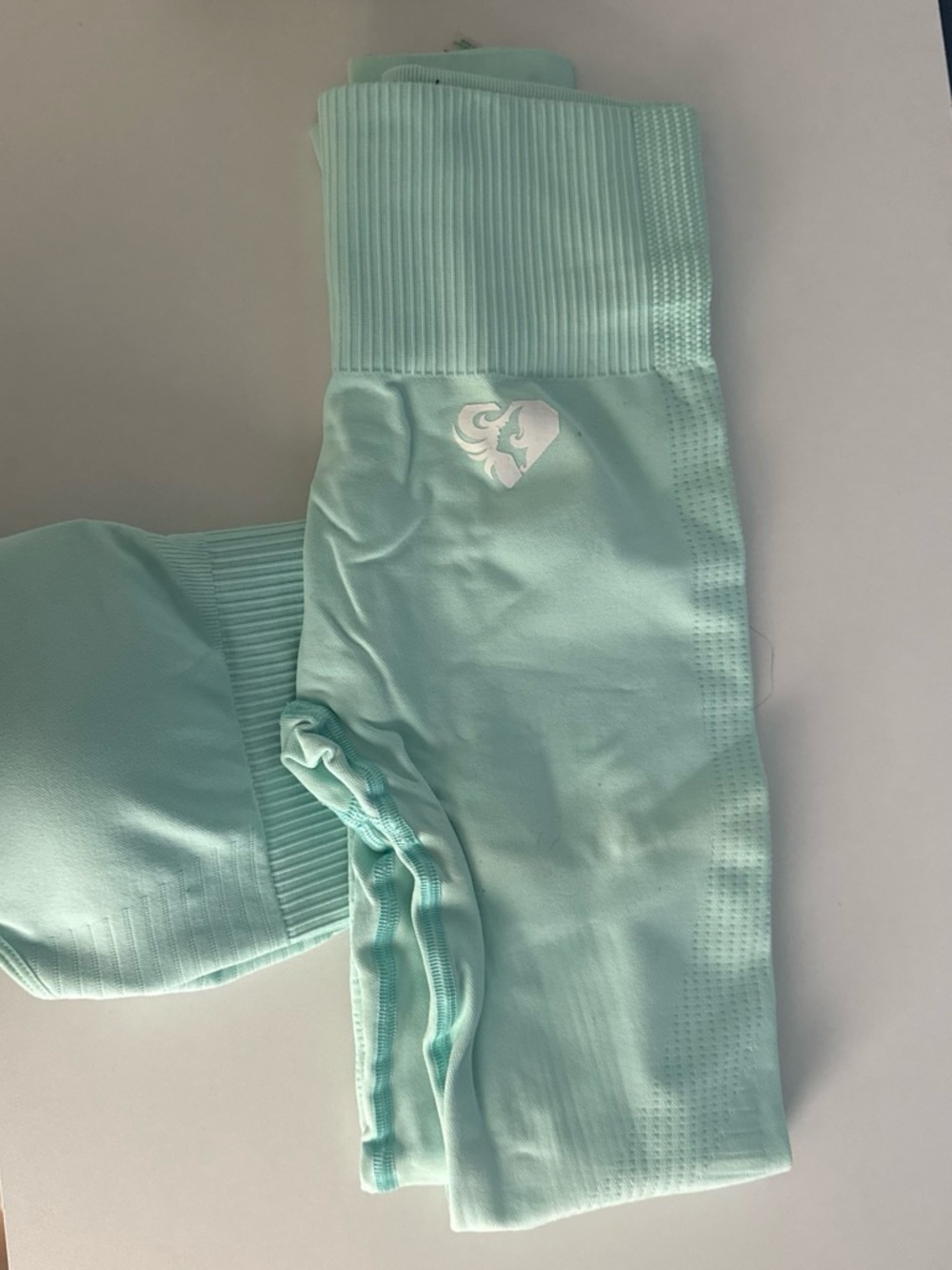 Sculp and butt contour Mint Green Leggings